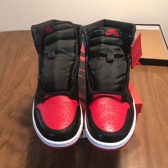 Jordan 1s - Picture 4 of 4